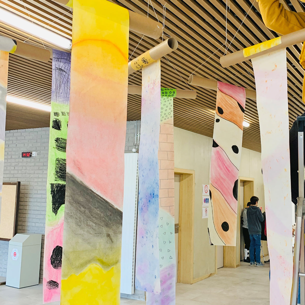 If you were a color..., FR